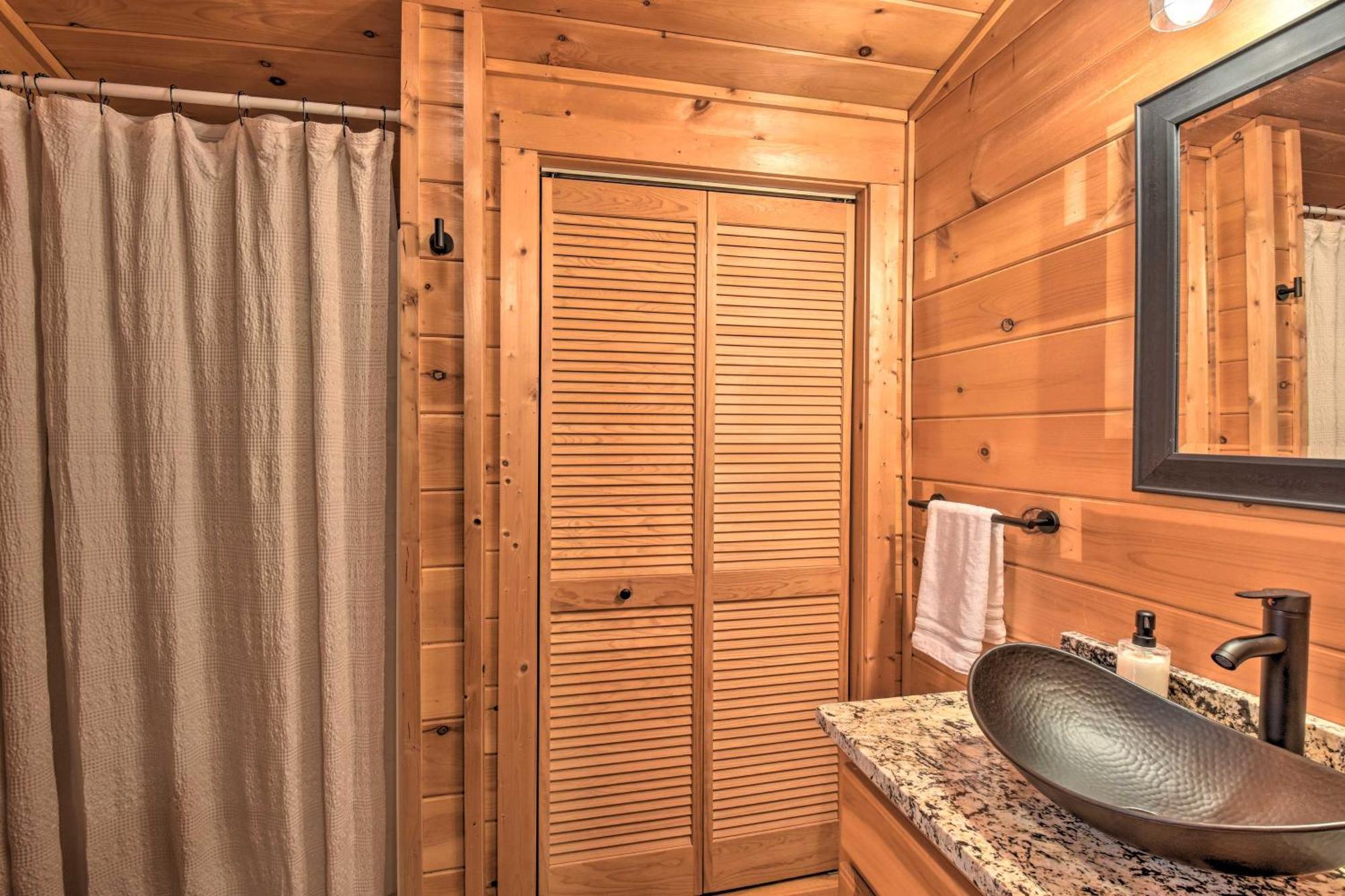 Blue Ridge Cabin Hot Tub, Fire Pit&Grill! Extérieur photo