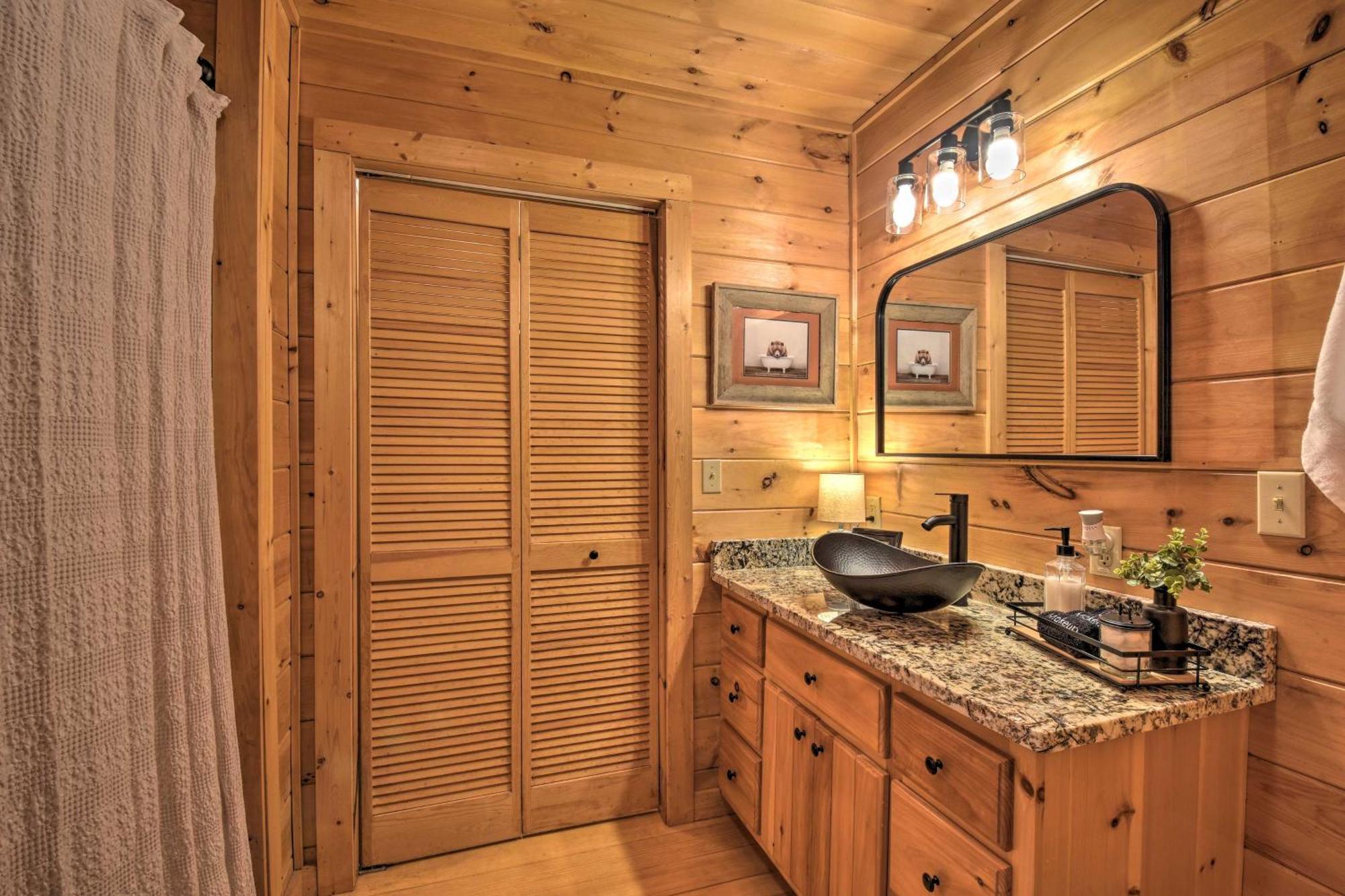 Blue Ridge Cabin Hot Tub, Fire Pit&Grill! Extérieur photo
